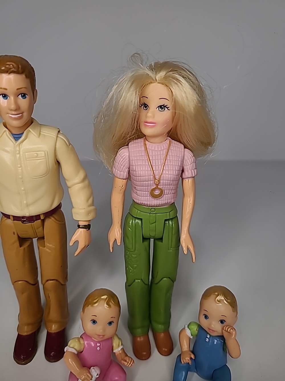 Fisher Price Loving Family Figures Mom Dad Baby Boy Girl Dollhouse Replacement - Picture 3 of 5